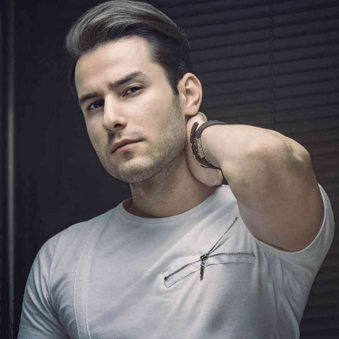 مهدی احمدوند زیادی قشنگی حق همه رو خوردی