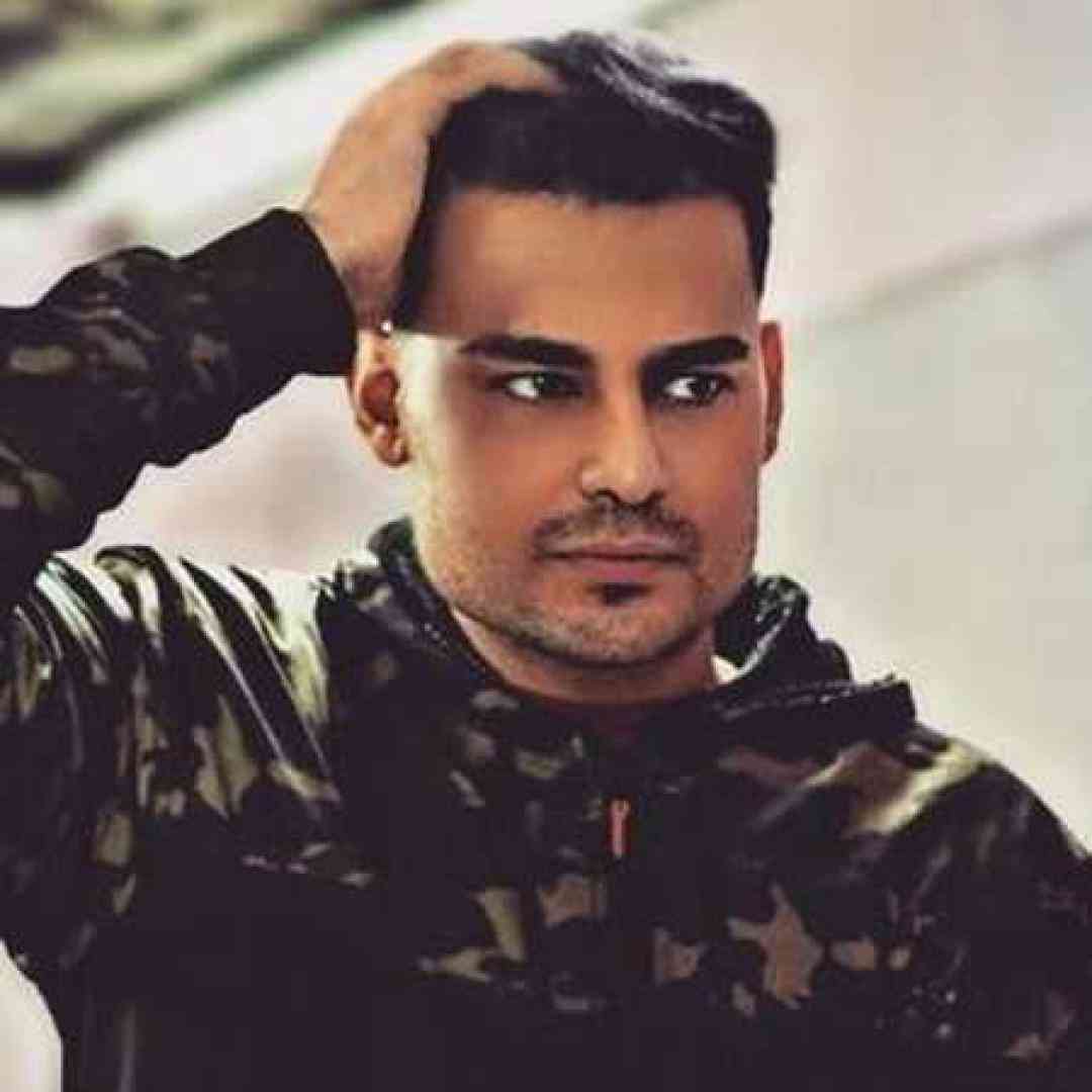 روح الله کرمی تارا چوب خط تنیاییم پره اگر بچی دق کم ویرم