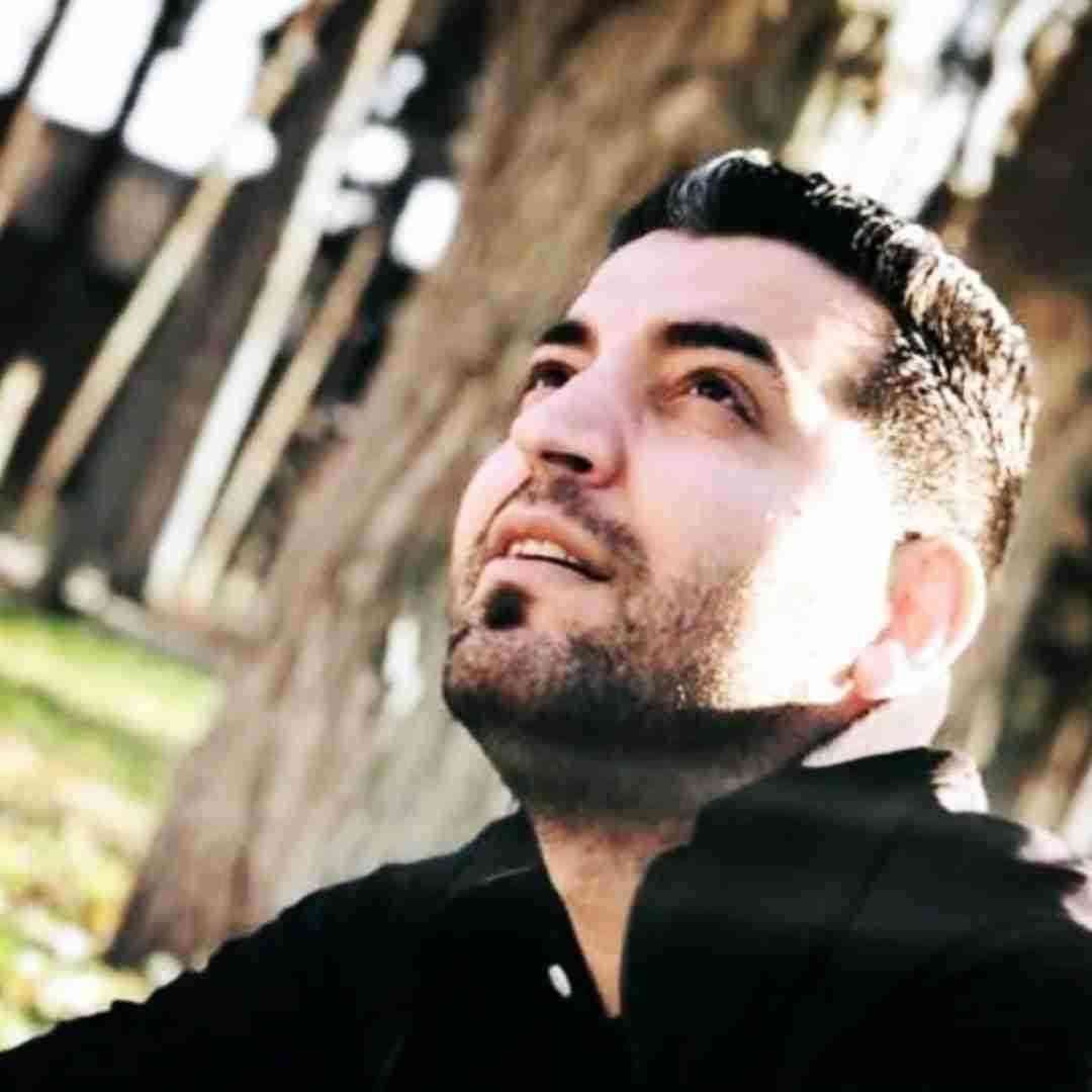 پارسا محمدی عکسیلت ارام یادگاریه