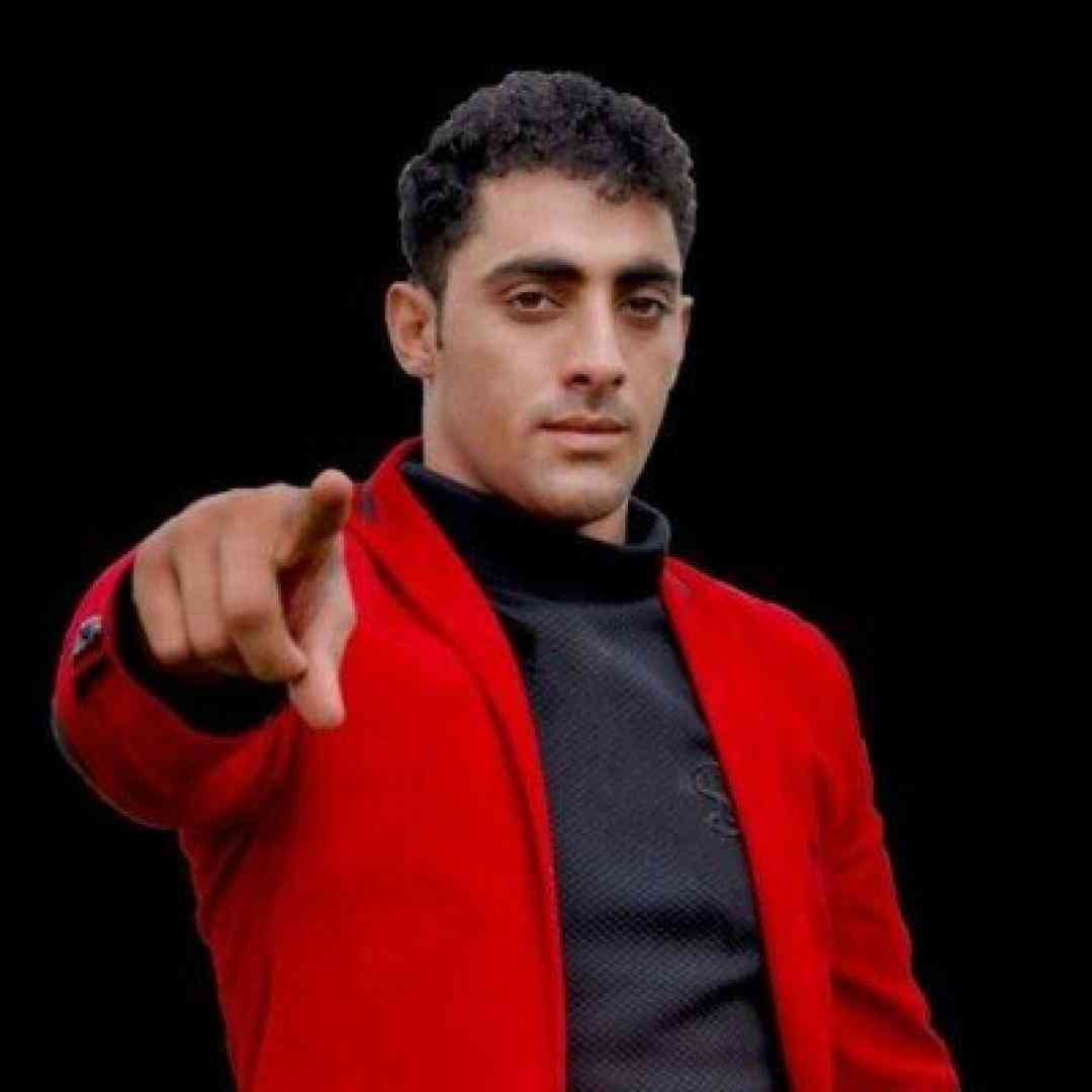 علی عزیزپور دنیا