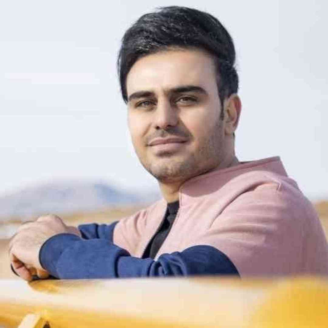 داوود یونسی ﺑﺮام ﻣﻴﺨﻨﺪی دﻟﻢ ﻣﻴﻠﺮزه