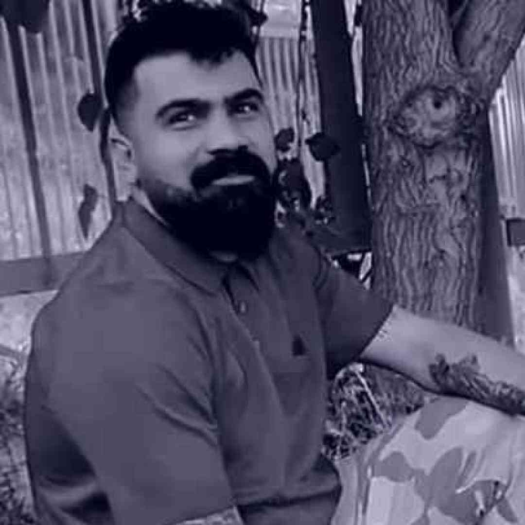 فرهاد جهانگیری آدم برفیه خرداد ماهم وای وای