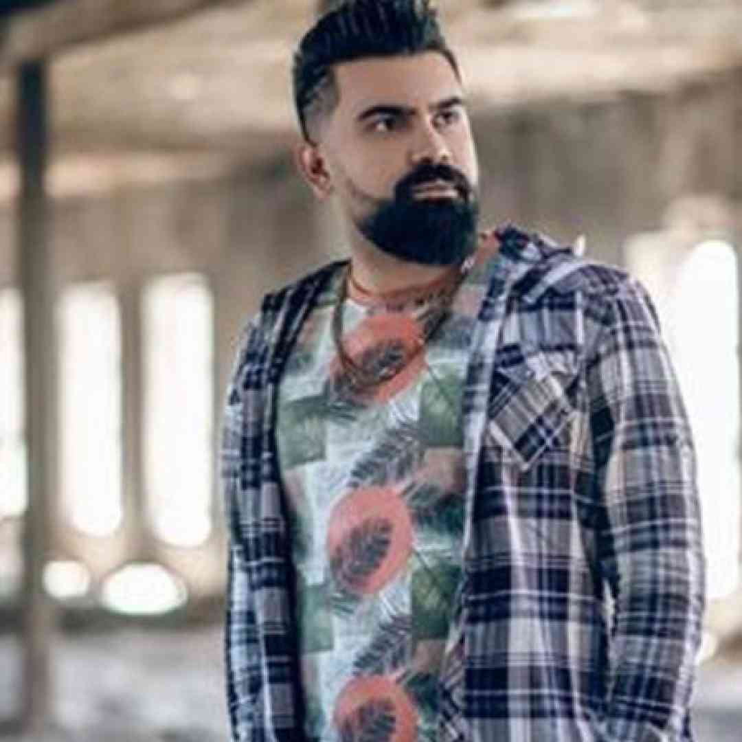 فرهاد جهانگیری کاری کم اسممان بای و جای لیلی و مجنون