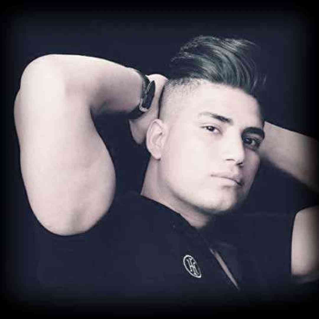 امین فالجی پادشاه غرور