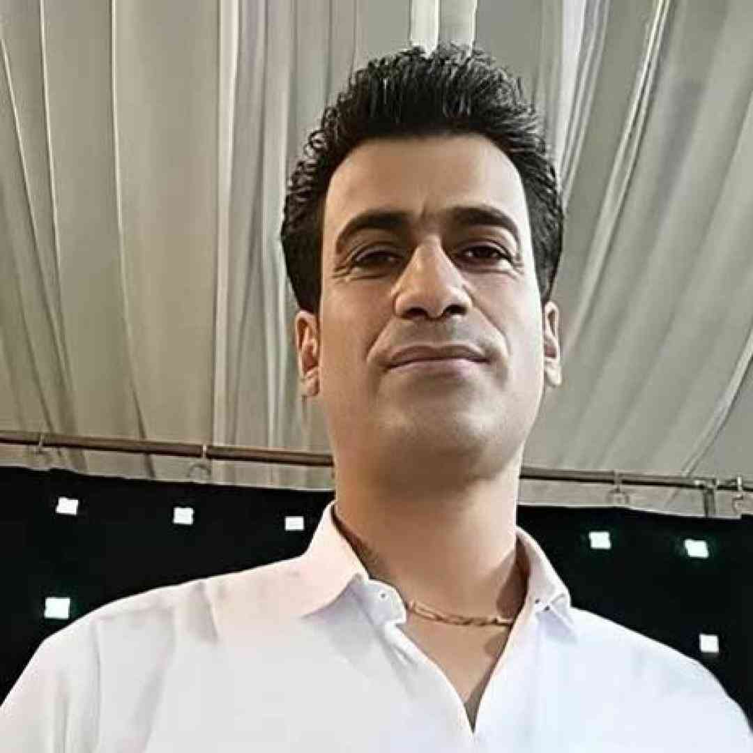 مسلم فتاحی اداره ژاندارمری داروم شکایت