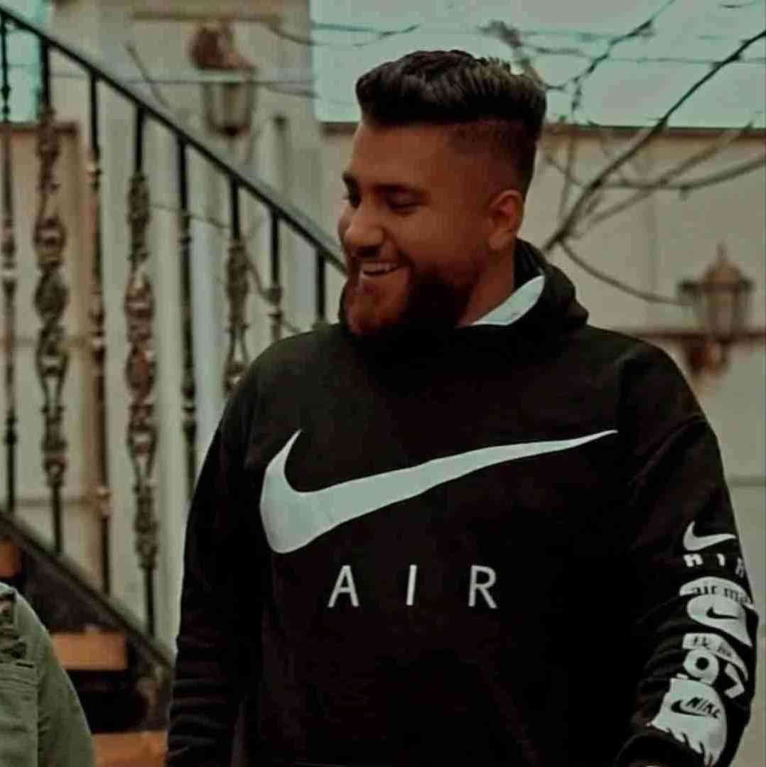 حامد سنجابی مردیم منو خماری حیرانیم بی شماری