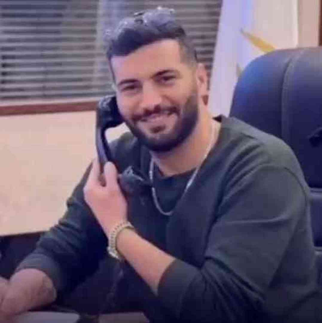 کیوان یه شاوی عه ای شبا میکشانمش صلیب