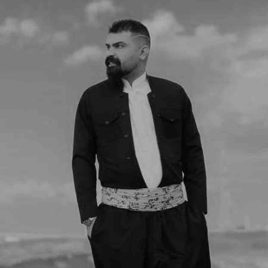 فرهاد جهانگیری گرگ سیاه بسه بیا زد دلتم عشق زیاد