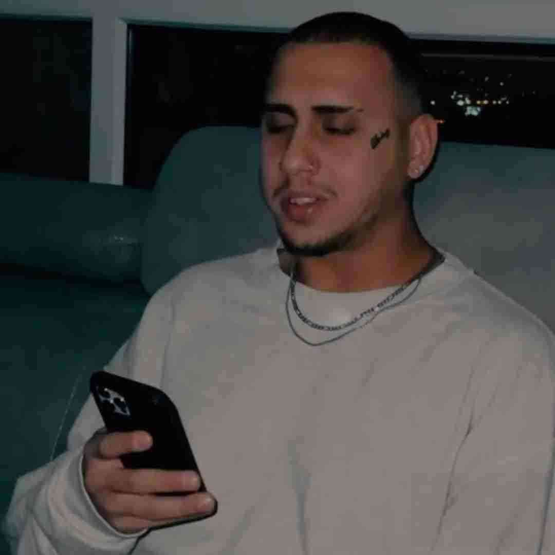 شایان یو تنهام هنوز سر کی سر تو