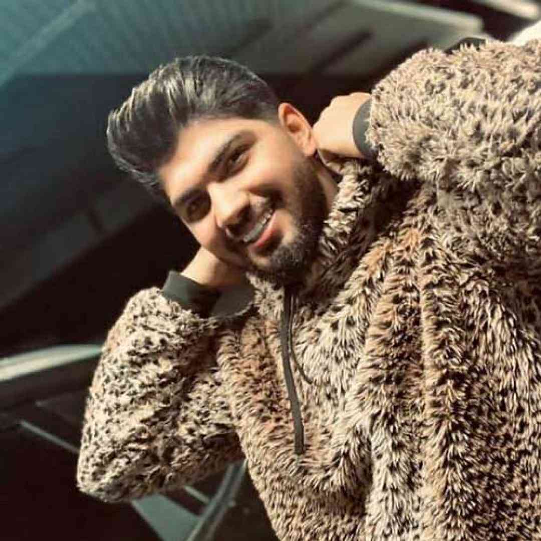 امیر فضلی سیارمو میگردم کسی نمیدونه دردم