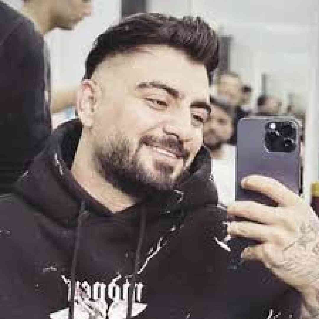 رامین تجنگی تو دل جنگل آتیش و بغل تو که باشی