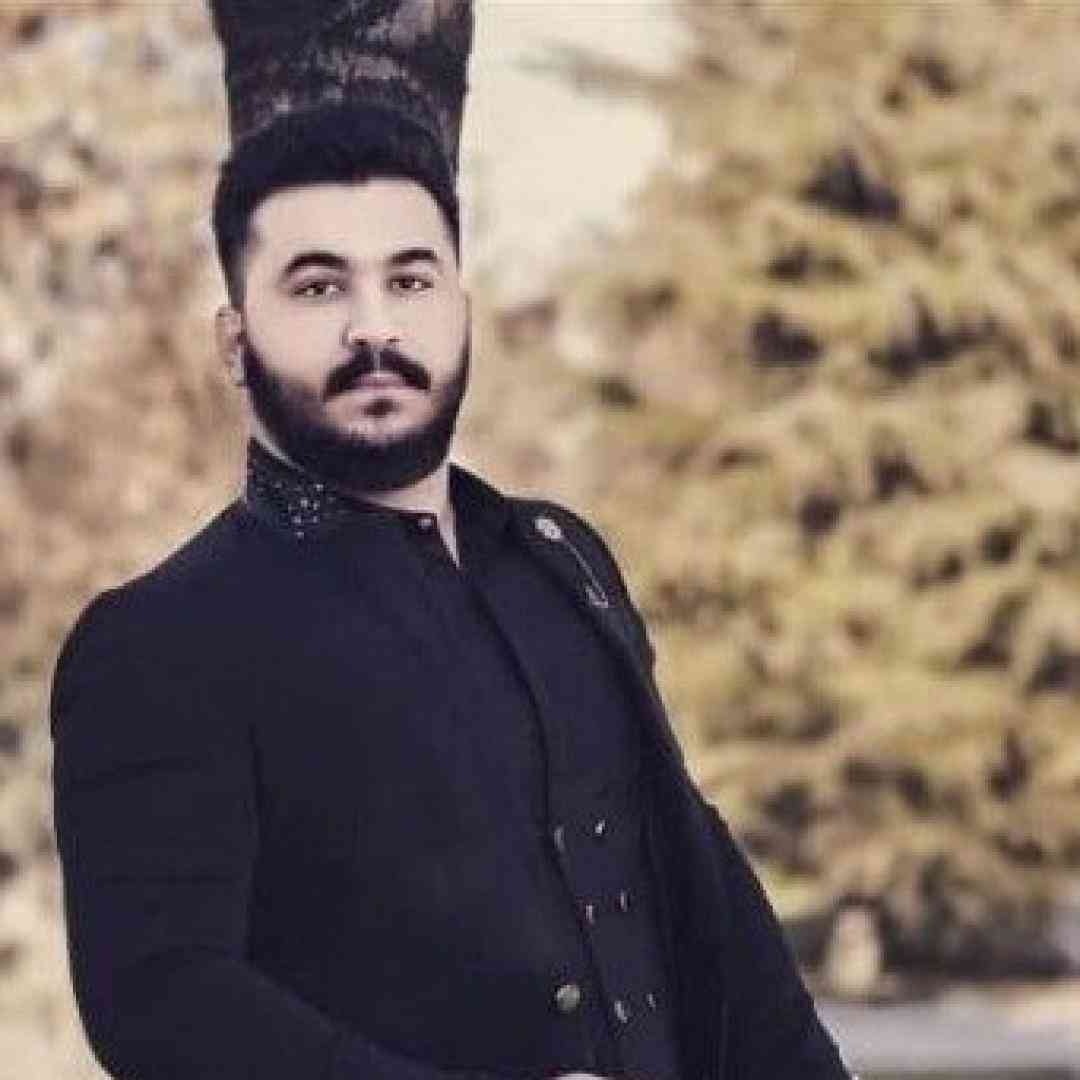 رضا کرمی تارا قلبم از حسرت پره تنها راه بیخیالی الکه