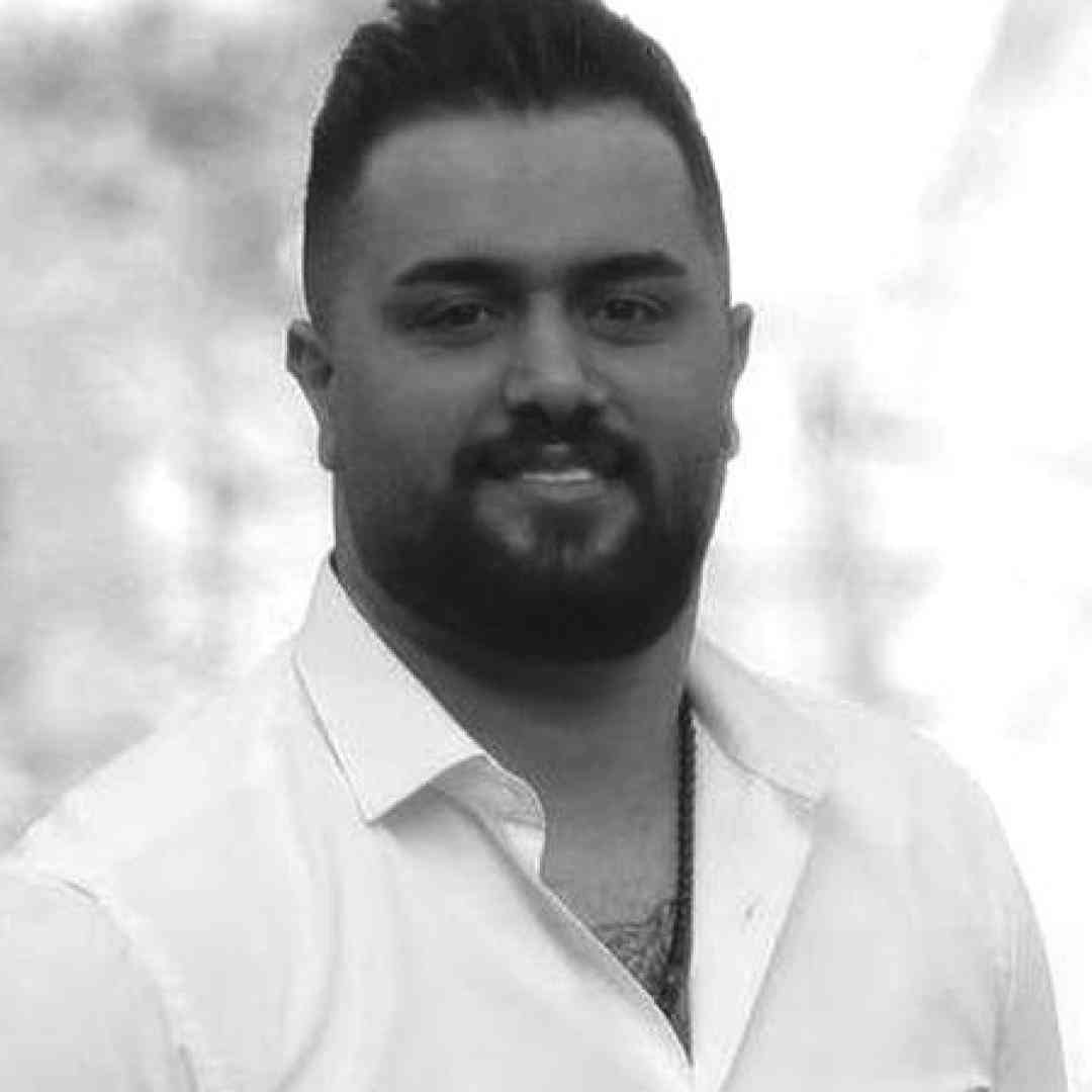 بهنام حسن زاده اگه عاشقی خلافه قاضی (ورژن پیانو)