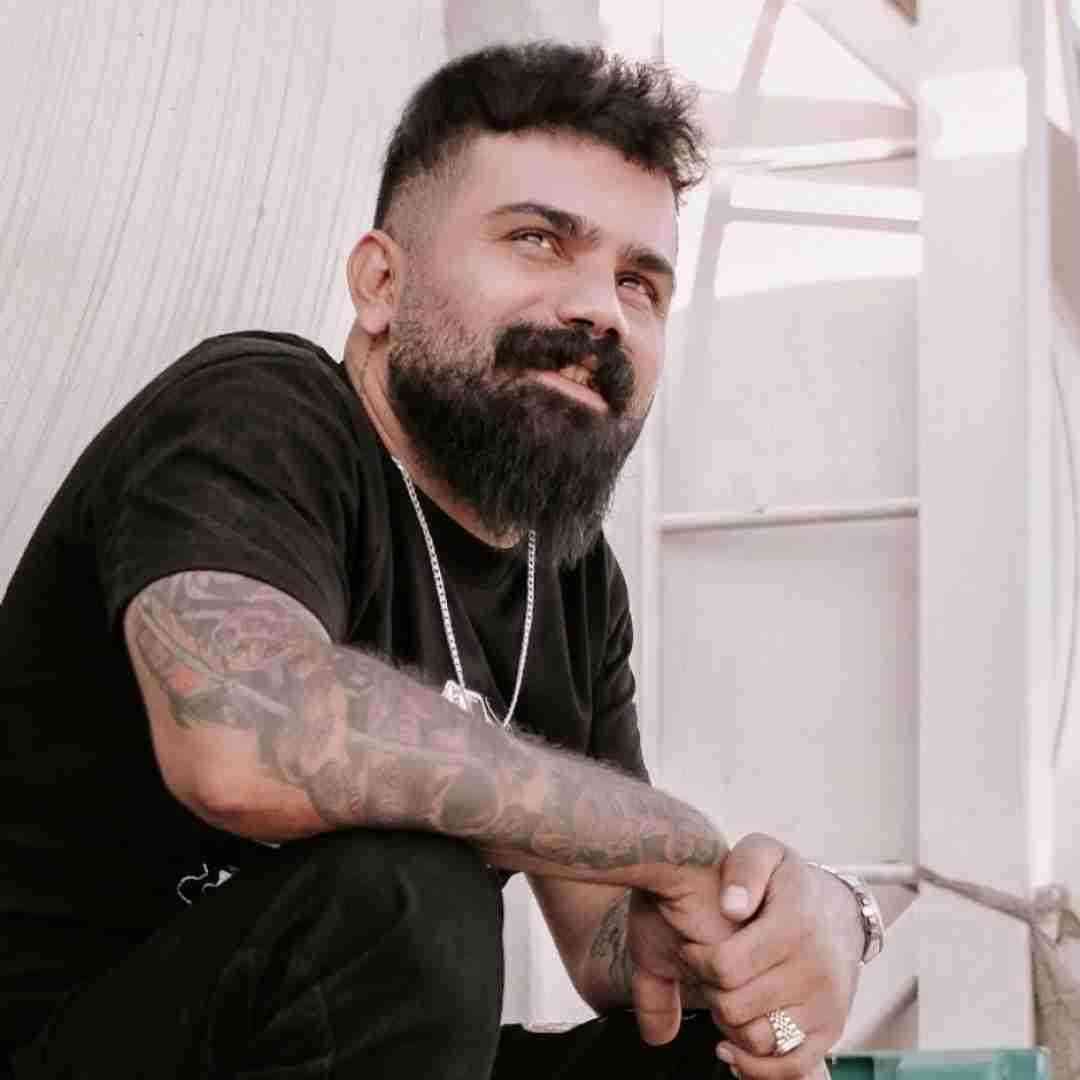 فرهاد جهانگیری بزن تیر خلاصم کو ای ماشیه تو خالی کو