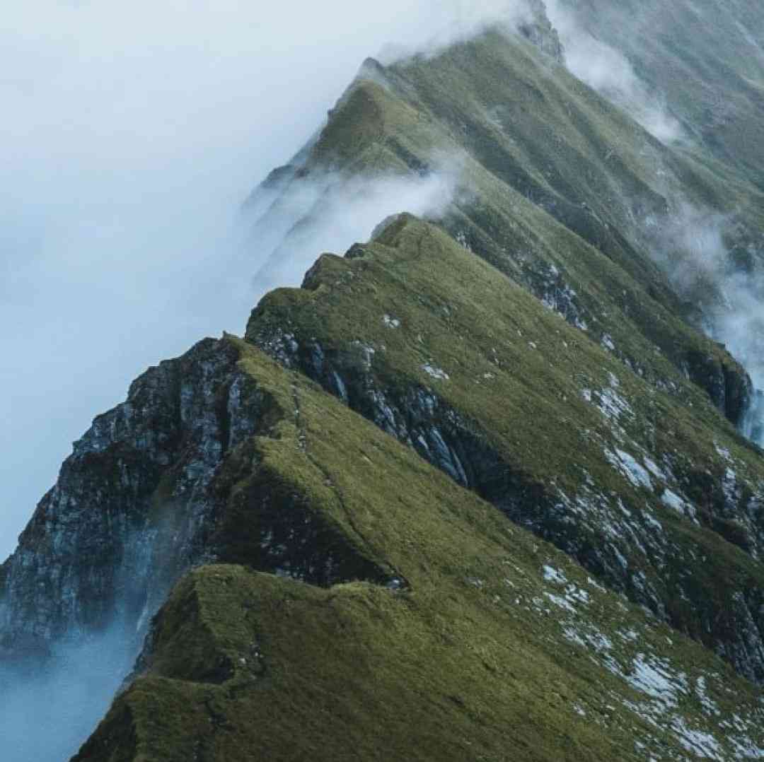 چه کنم چکار کنم تو منو نشناختی تو ببین به کی به چی