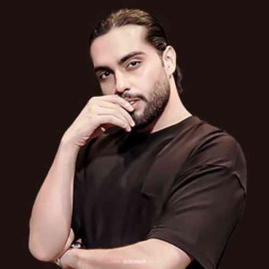  هی گل گل بگیریم واسه هم هی قول قول