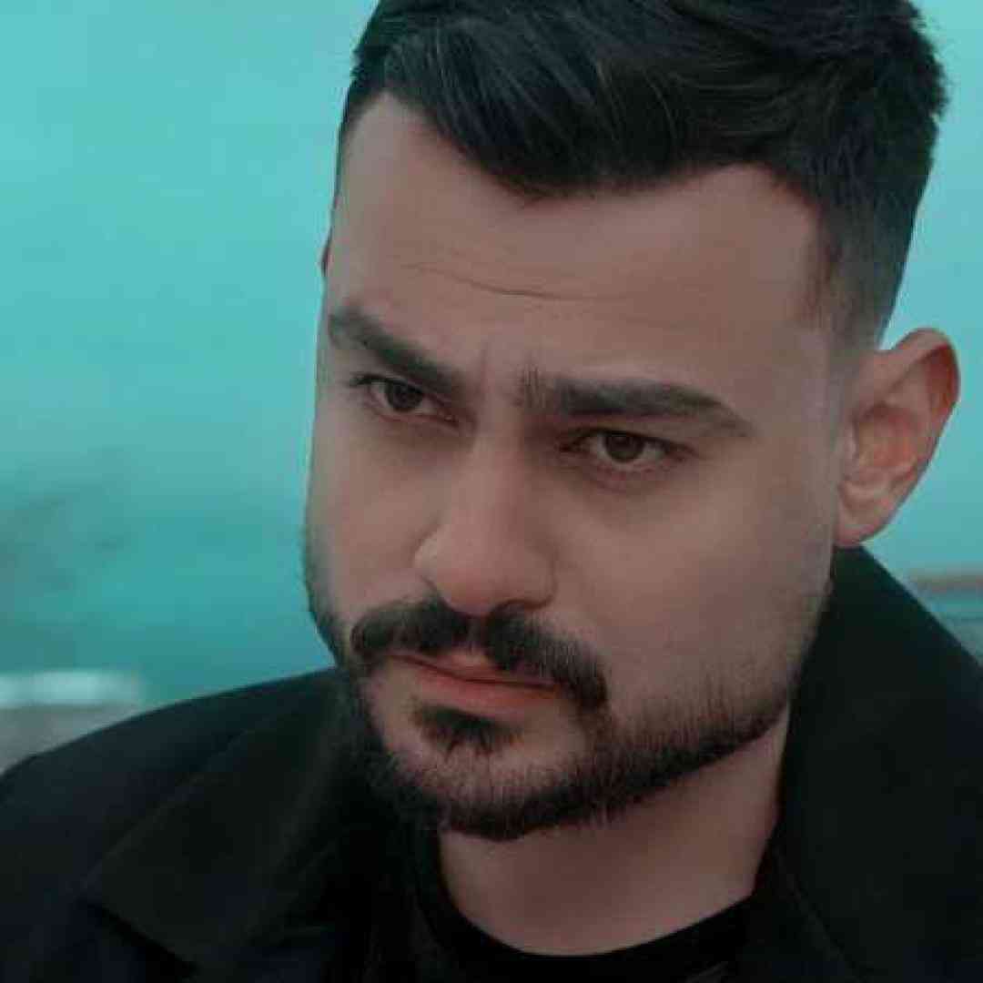 روح الله کرمی داخ سنگین روژ آخرت ها یادم