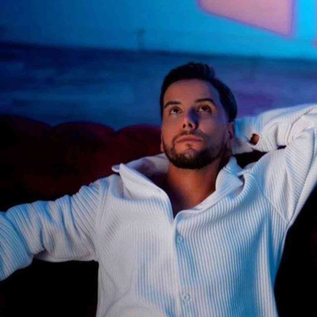 ارشاد کات کردم باش دیدم فرداش رل زد