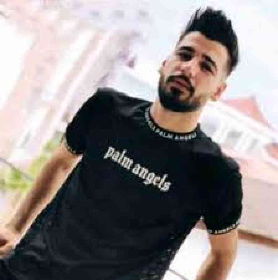 هومن نجفی قاتل