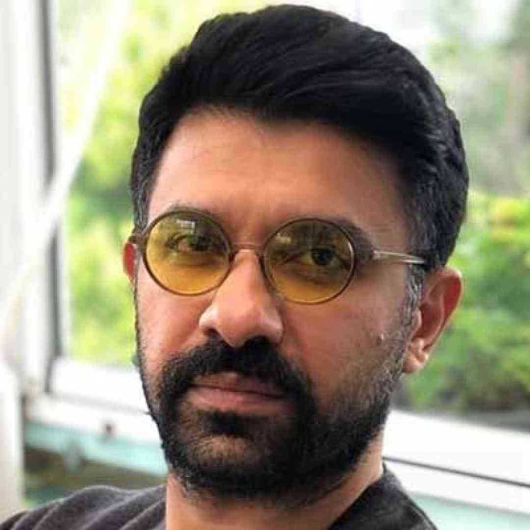 بابک افرا یکی میگه زن اینجور یکی میگه زن اونجور