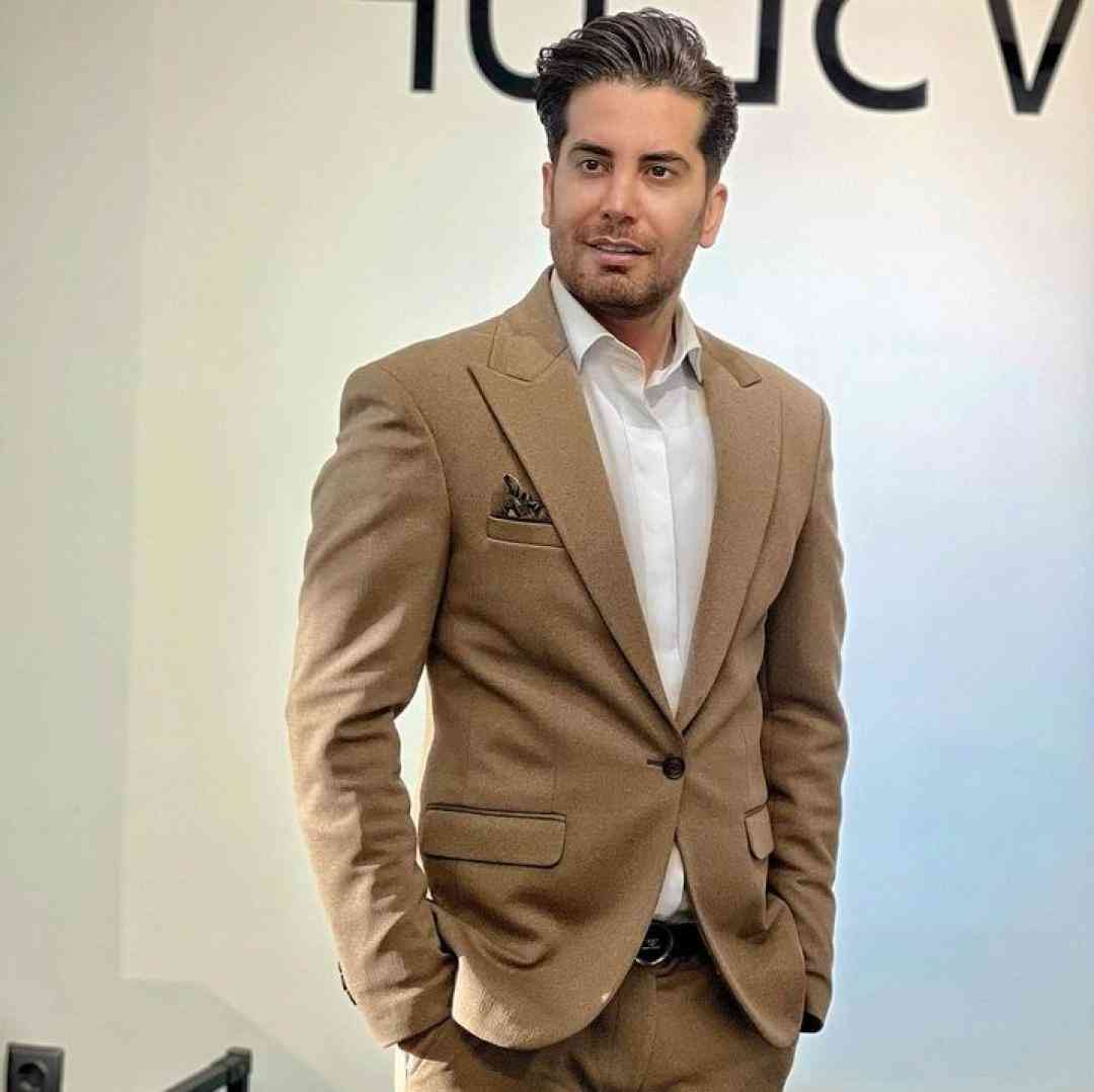 فرشاد آزادی بد نکو با مه تو بیا بگیر دستامه