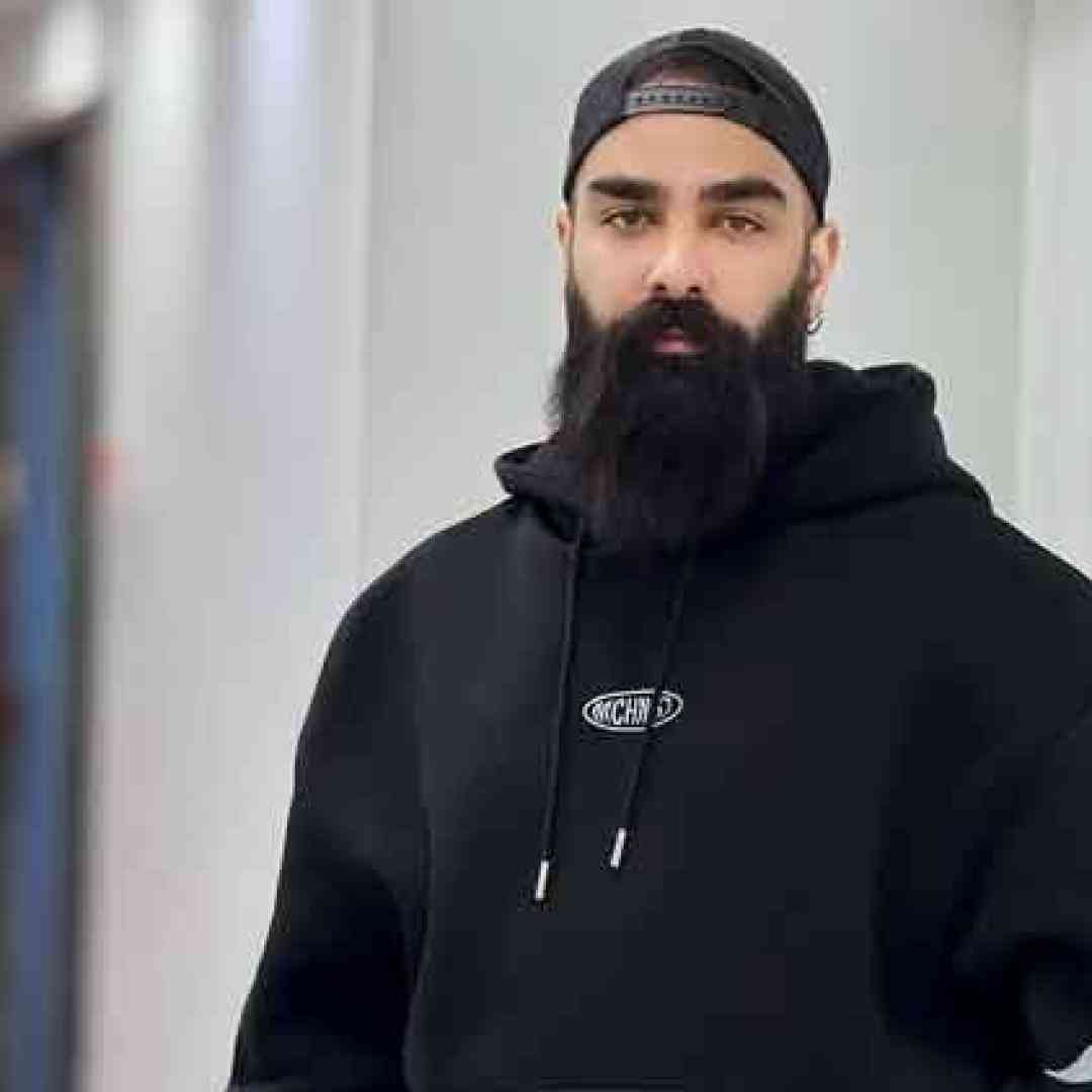 علی میر حتی اگه بی خونه ای باشم روزا رو خواب