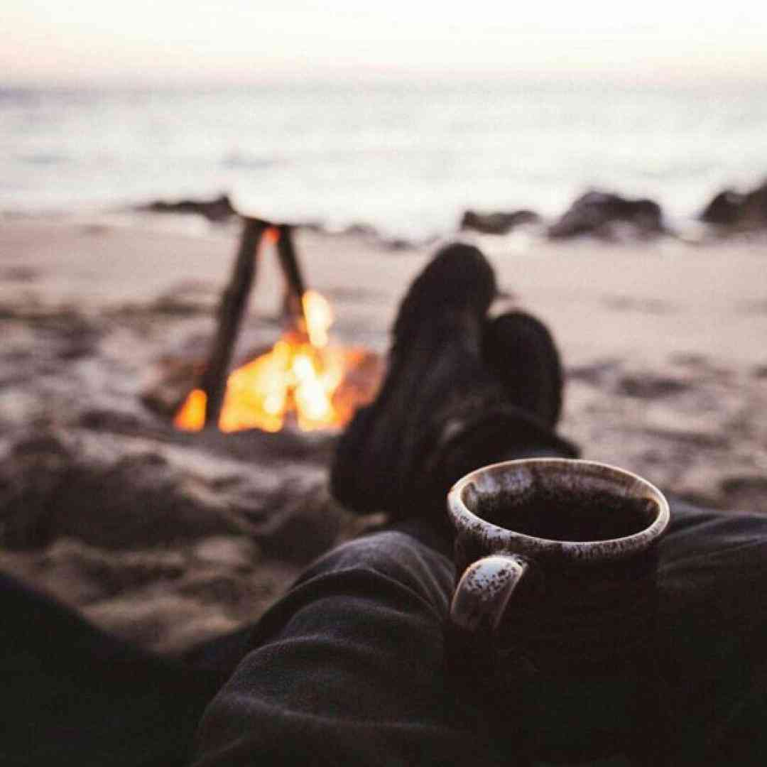 قفلی زدم رو نور ماه هنوز مونده که راه