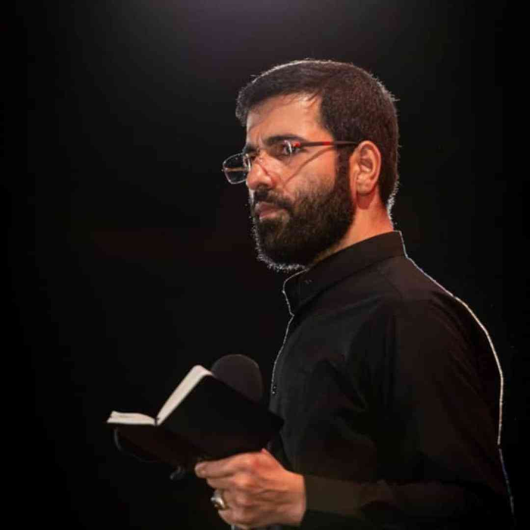 حسین سیب سرخی تورا آورده ام