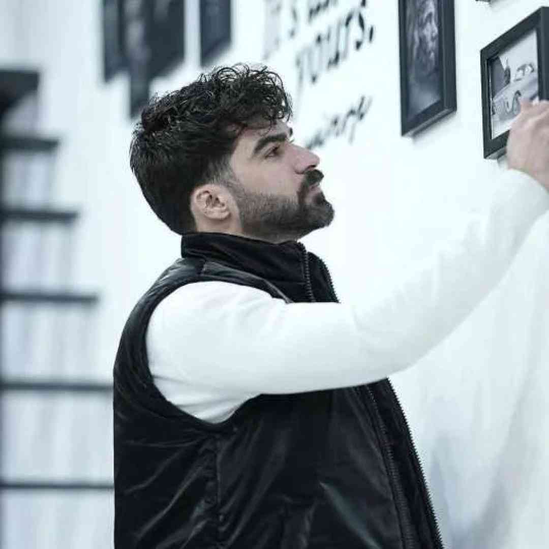 حمیدرضا بابایی هرجا گیر کردی روزگاری مه او پیش مرگمه