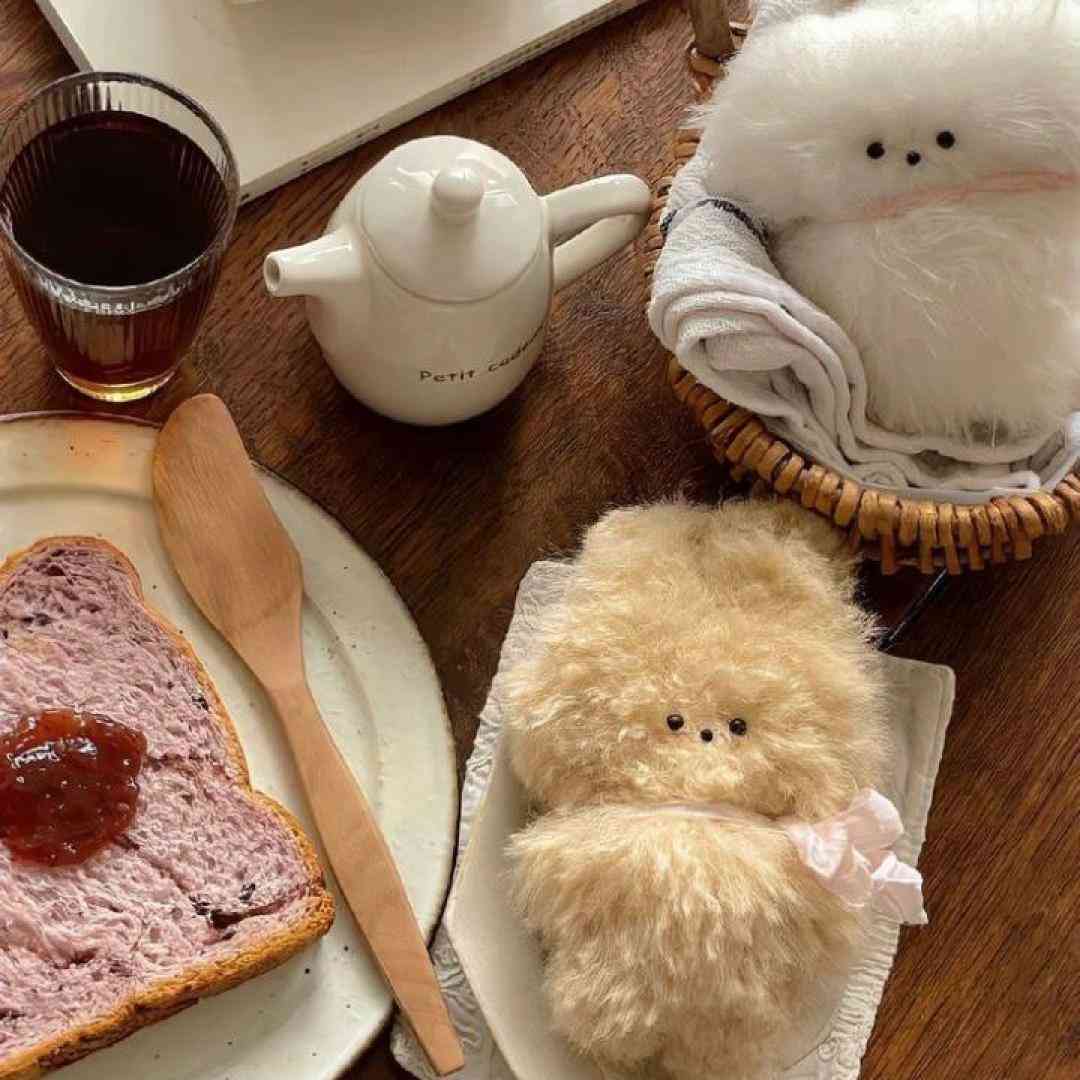 برم کجا برم دنیا بخند به من