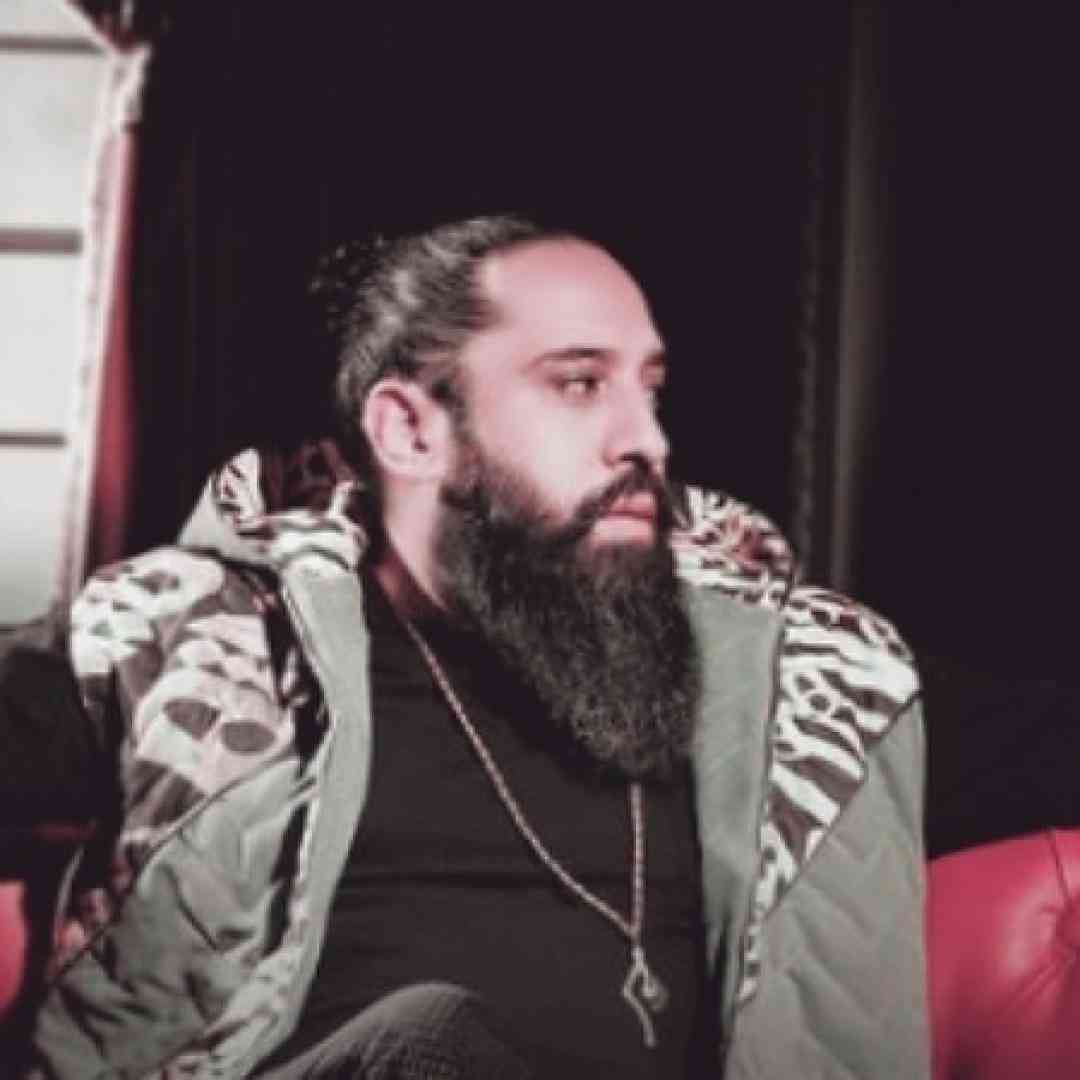 روزبه نعمت الهی زخم اجرای زنده