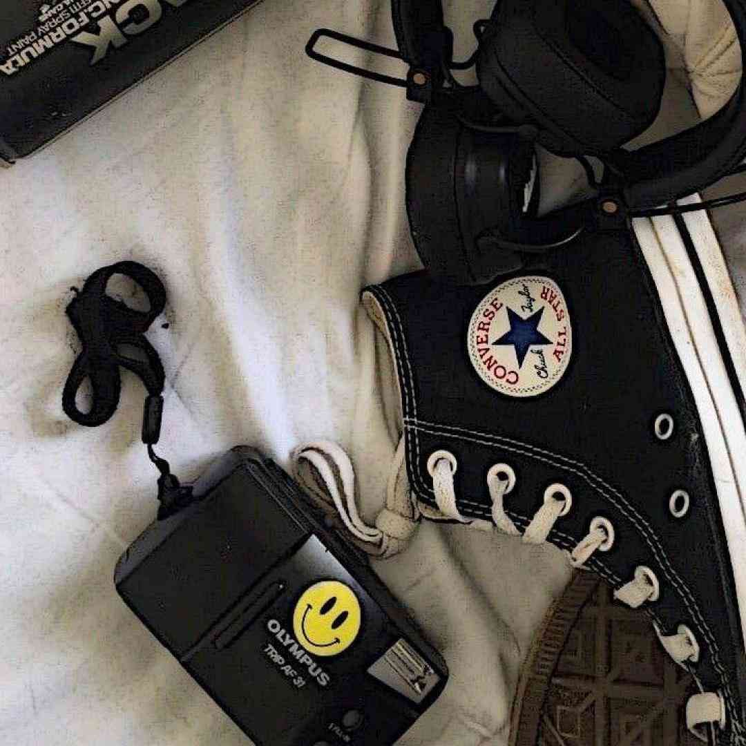 بالاست پرچم بی برو برگشت گروهی ترند اینستا