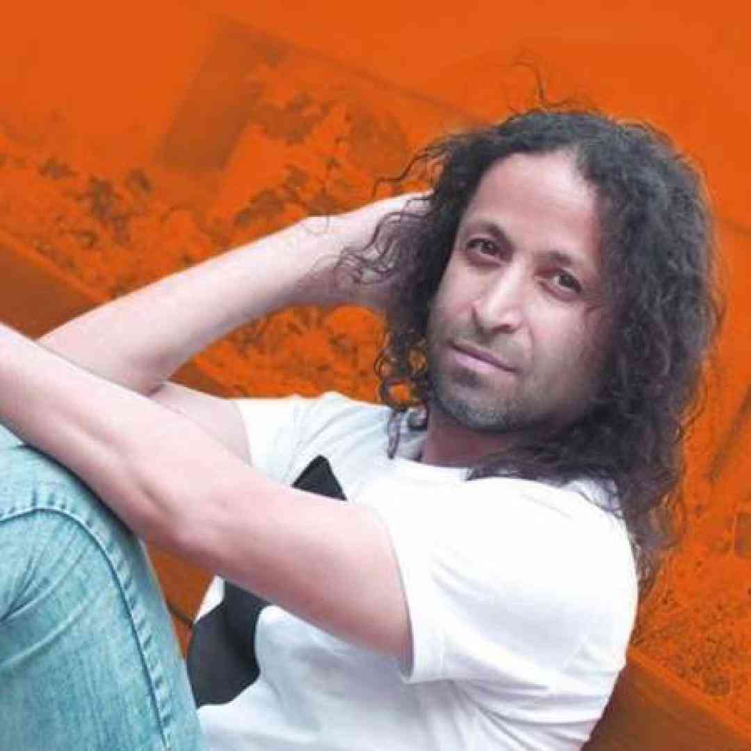 والایار آشوب
