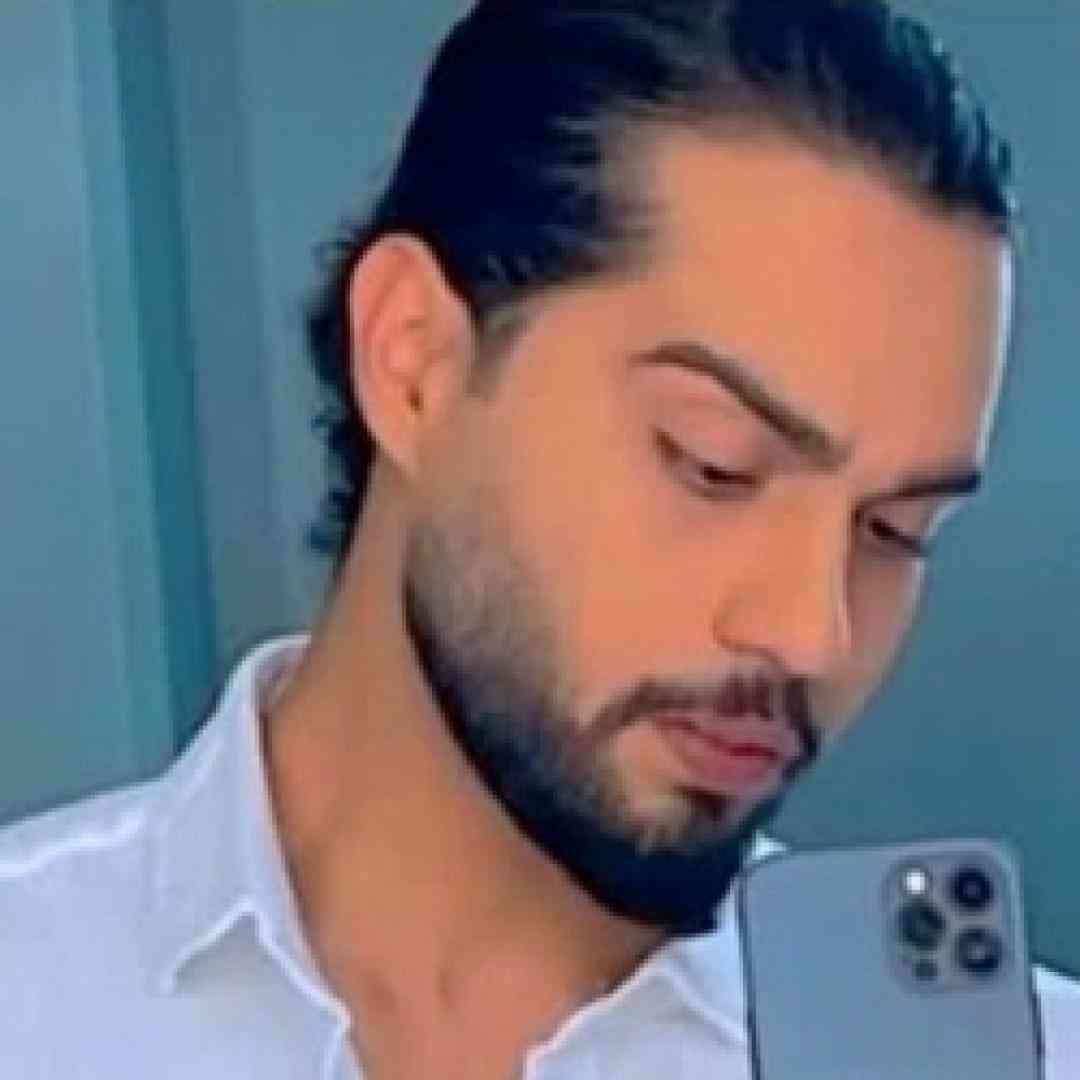 حامیم هم دلم تنگته هم قهرم باهات