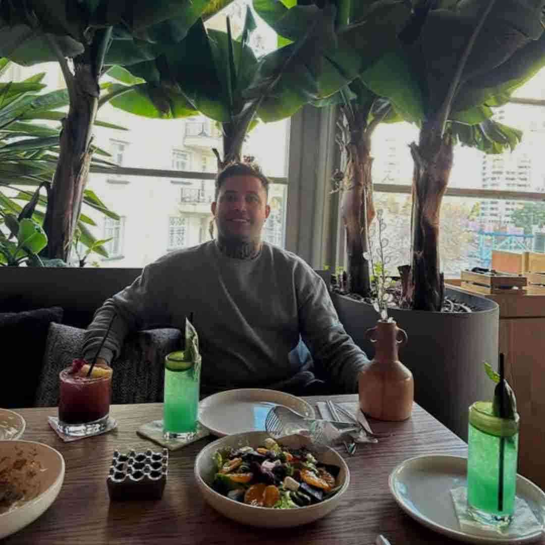 علی احمدیانی شیرین تر از تلخی ندیدم تلخ تلخم