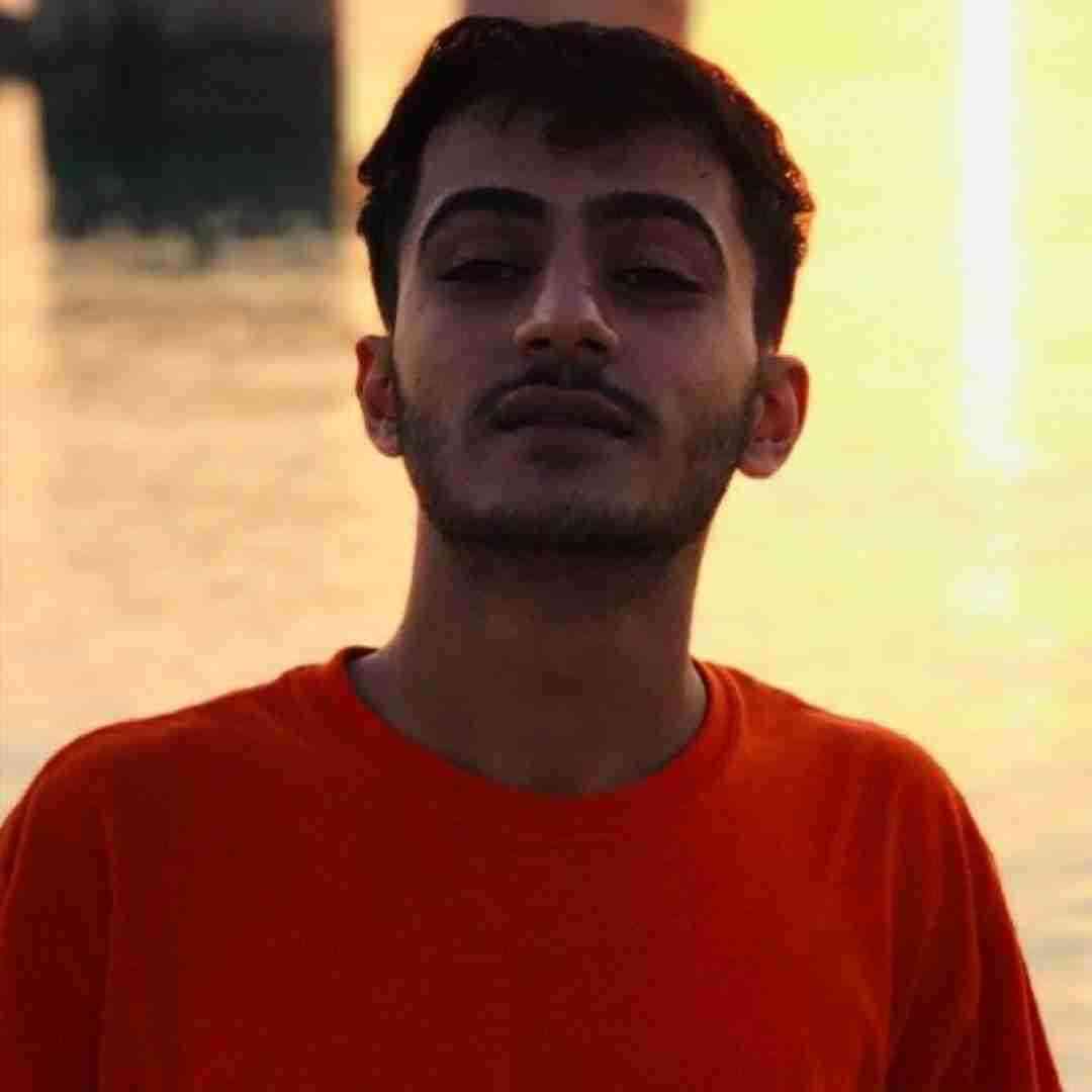 مهدی مولاد آخ اشک چاویلم آخ لیلا لیلا