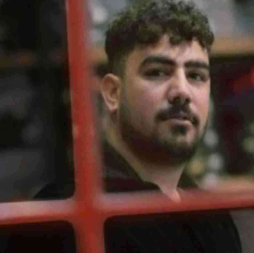 یزدان همتی شب و روزم شده خودخوریم که چرا تو