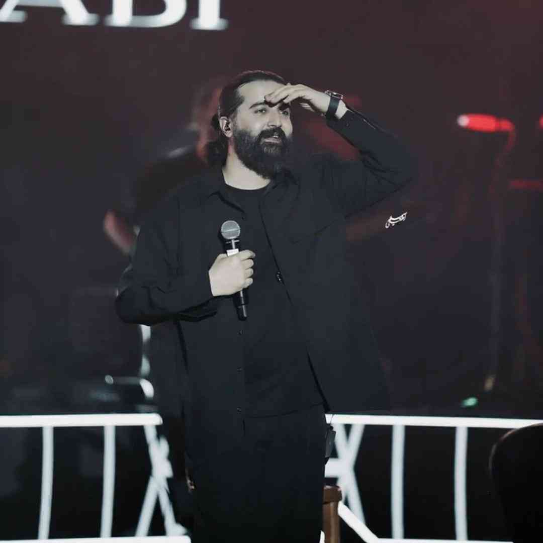 مهدی دارابی آسمون آبی