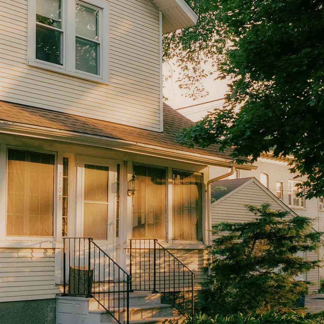  بیزار از شمع رو کیک تولدت که بفهمی داره آب میشه