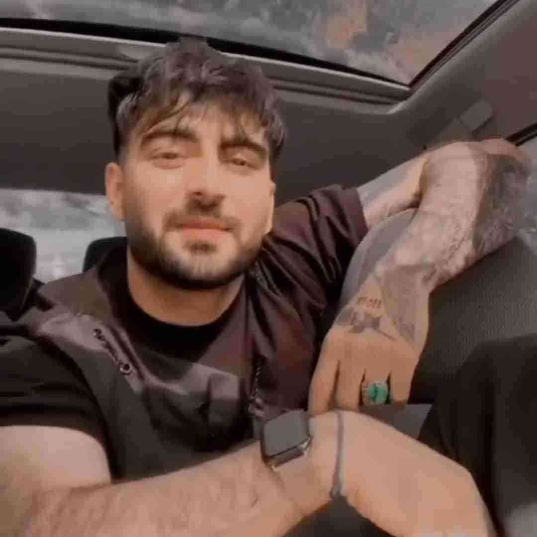 رامین تجنگی با همه فرق داری رو دست نداری