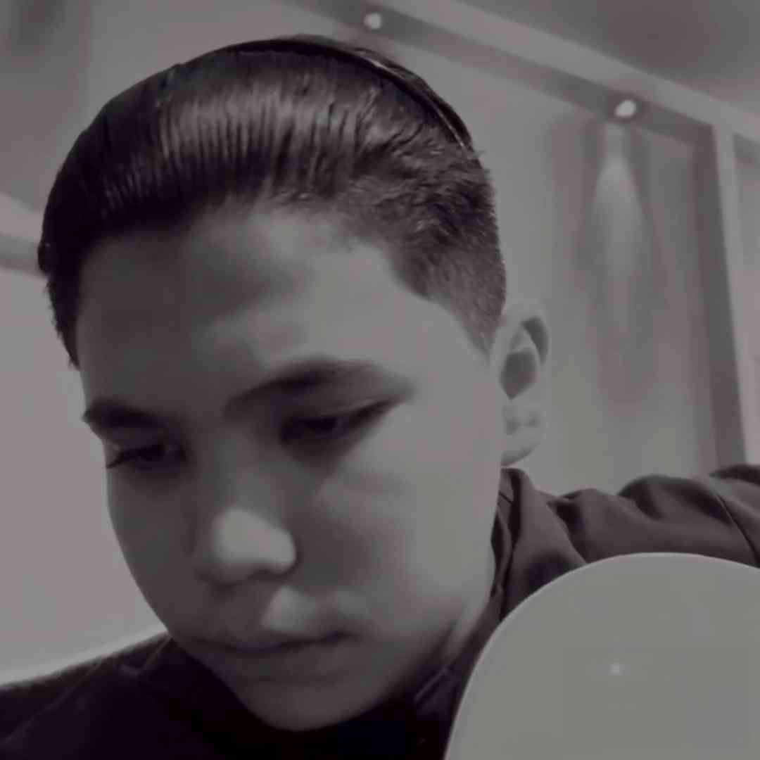 مرتضی وکیلی چقد عاشق موهای پریشون تو بودم