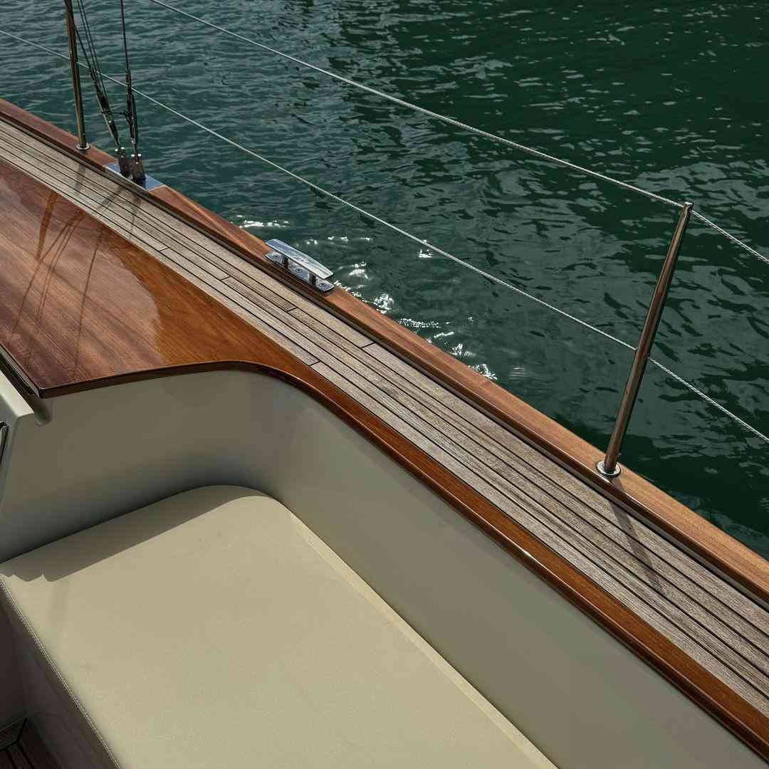  من همینم که هستم نمیخوره نصیحت به دردم