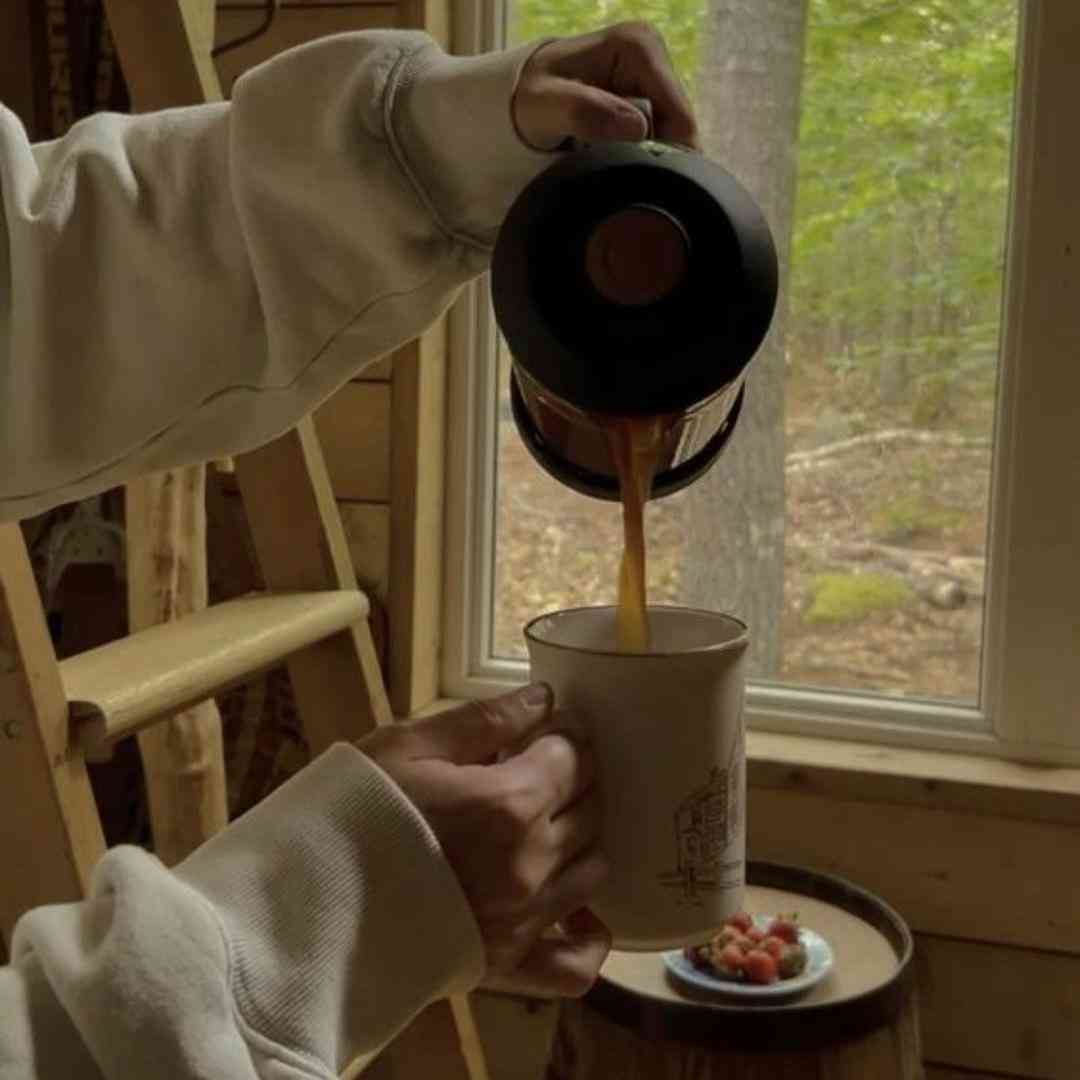  تصادف کرده ام من با یارو که کشته با صدای زن