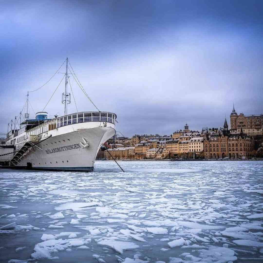 شازده خانوم قابل باشن باید بگم به شعر من