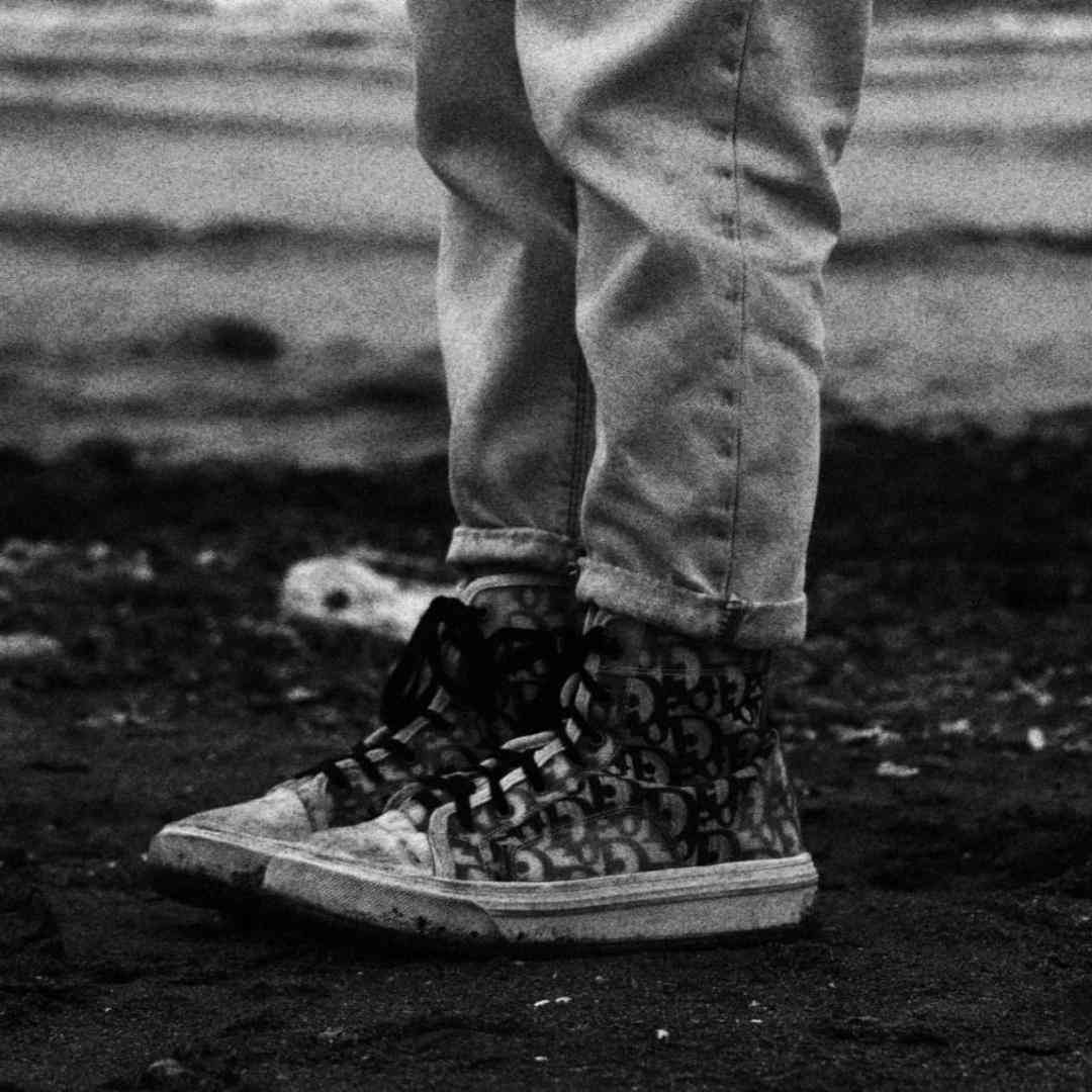 من تورا راحت نیاوردم به دست ای جان با صدای دختر