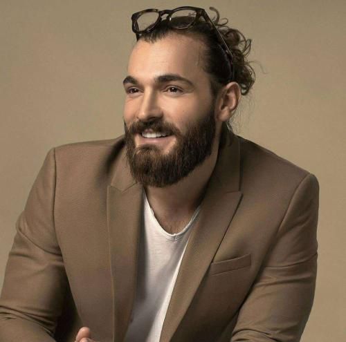 مصطفی عابدینی واسه بغض نیمه کارت واسه خندهی دوبارت