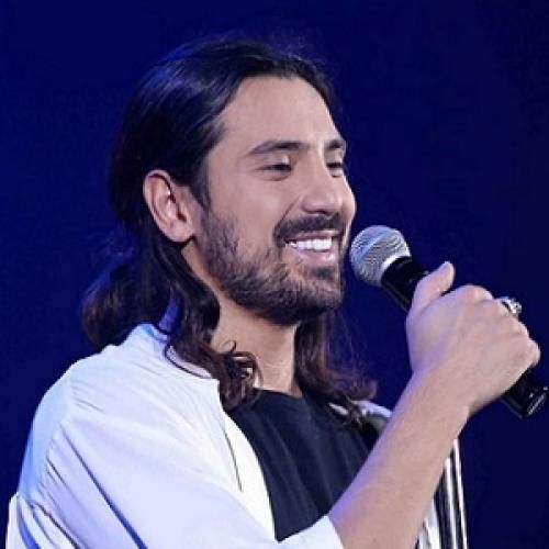 امیر عباس گلاب چه قد مهربونی تو به آرزو هام منو میرسونی