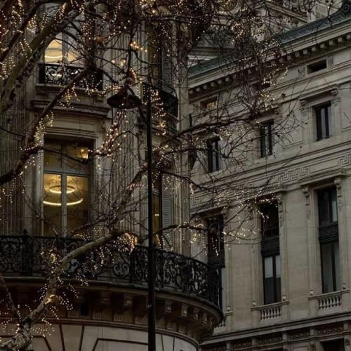 دانلود ریمیکس دلتو با خود بردی به جای دیگه اونجا که خدا برات لالایی