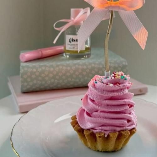 دانلود آهنگ جدید طاقت ندارم تنت معتادمه نگو باور ندارم