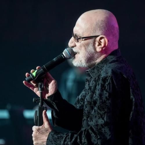 آهنگ جدید تو هر لحظه خدا باشه پناهت نگاهش باشه تنها تکیه گاهت از سیاوش قمیشی